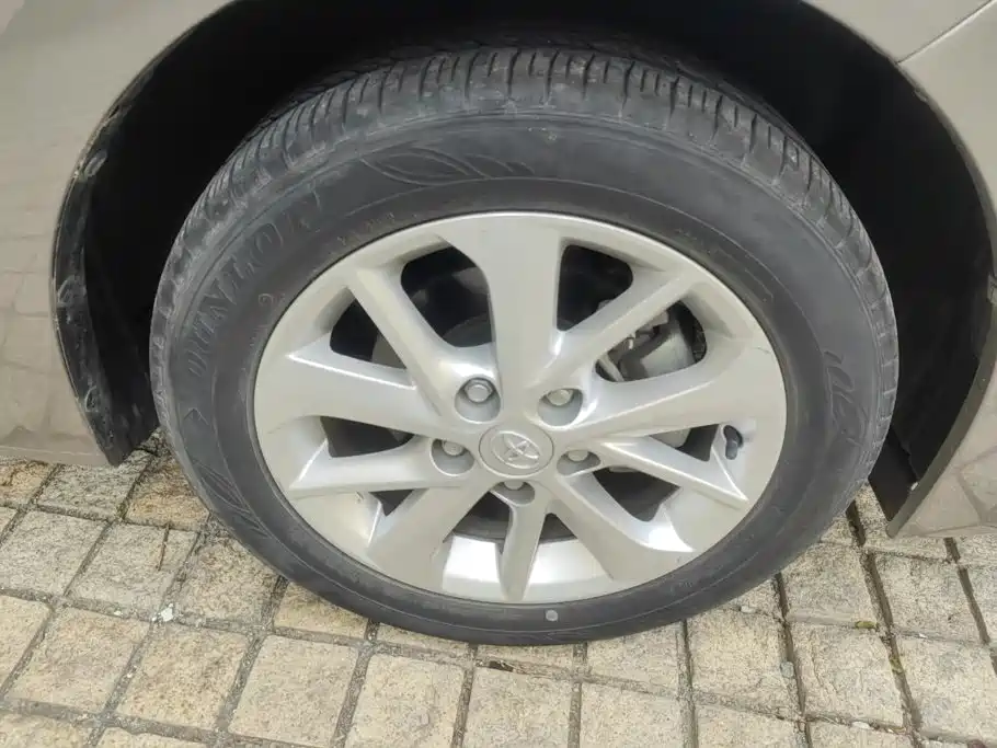 Toyota Corolla — миниатюра 6
