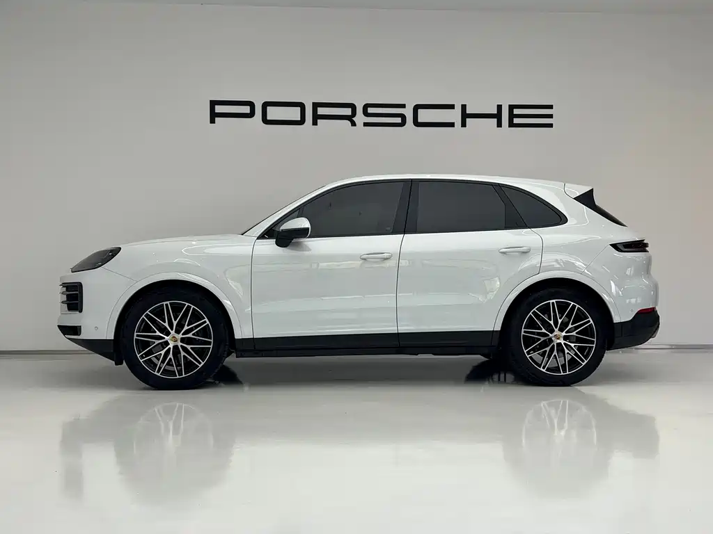 Porsche Cayenne — миниатюра 5