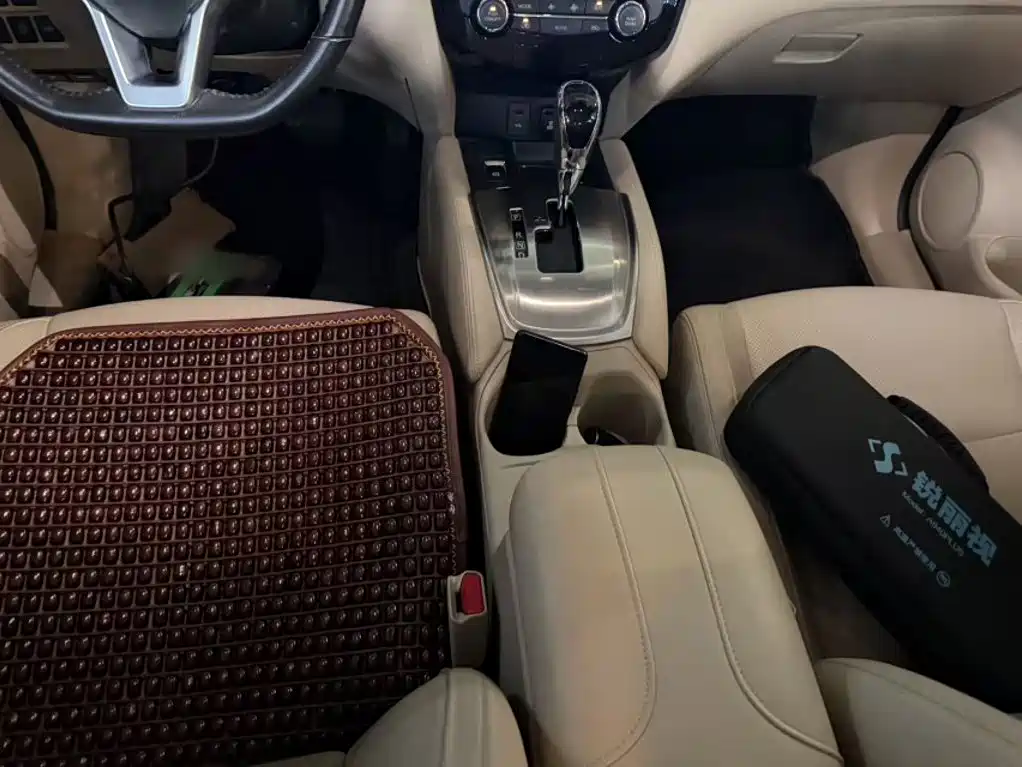 Nissan X-Trail — миниатюра 16
