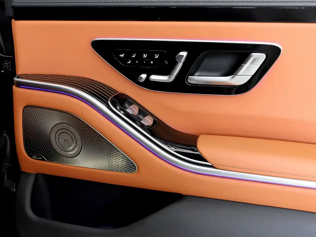 Mercedes-Benz S-Class — миниатюра 24