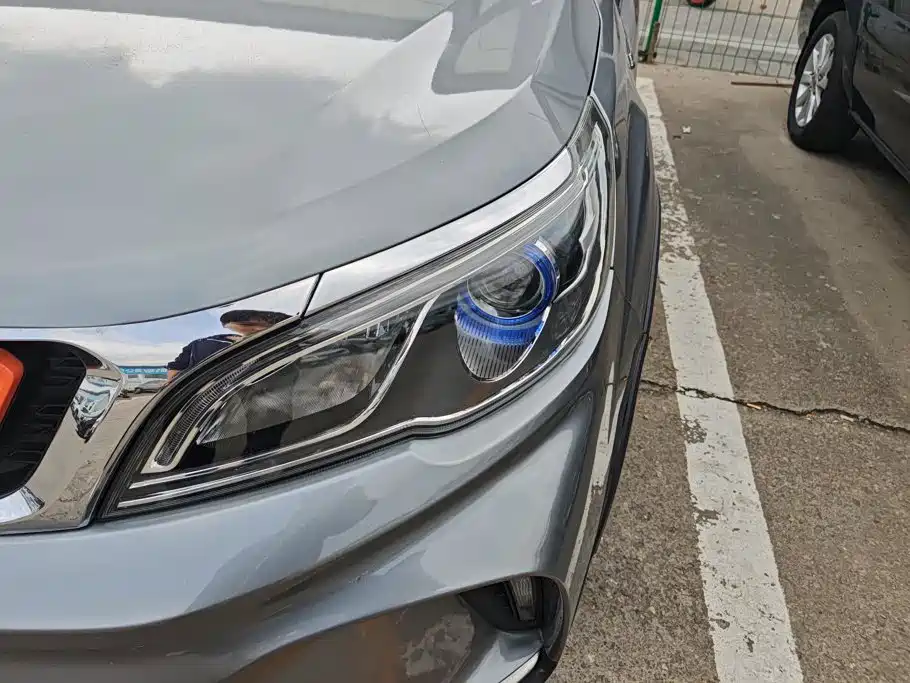 Geely Vision X3 — миниатюра 5