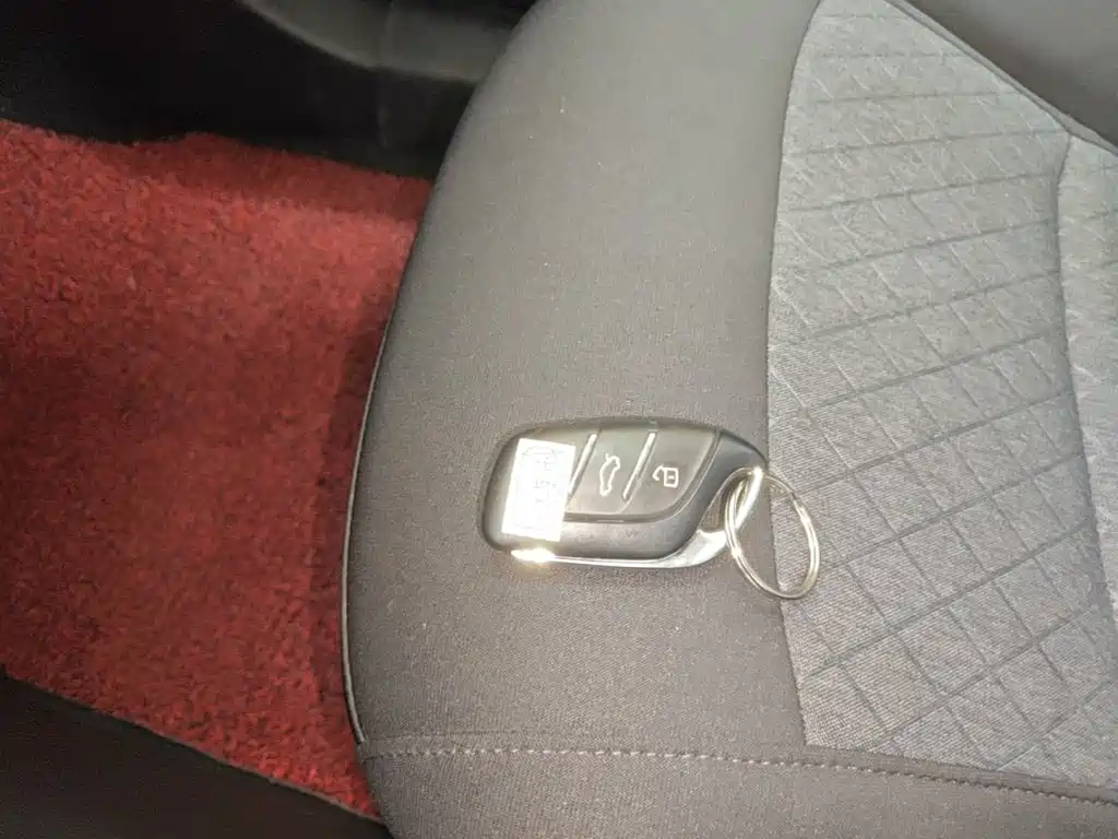 Roewe i5 — миниатюра 9