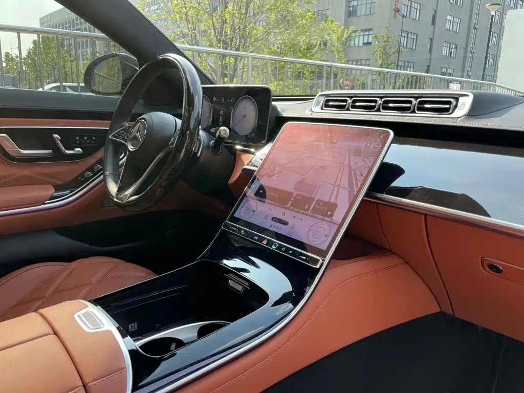 Mercedes-Benz S-Class — миниатюра 22