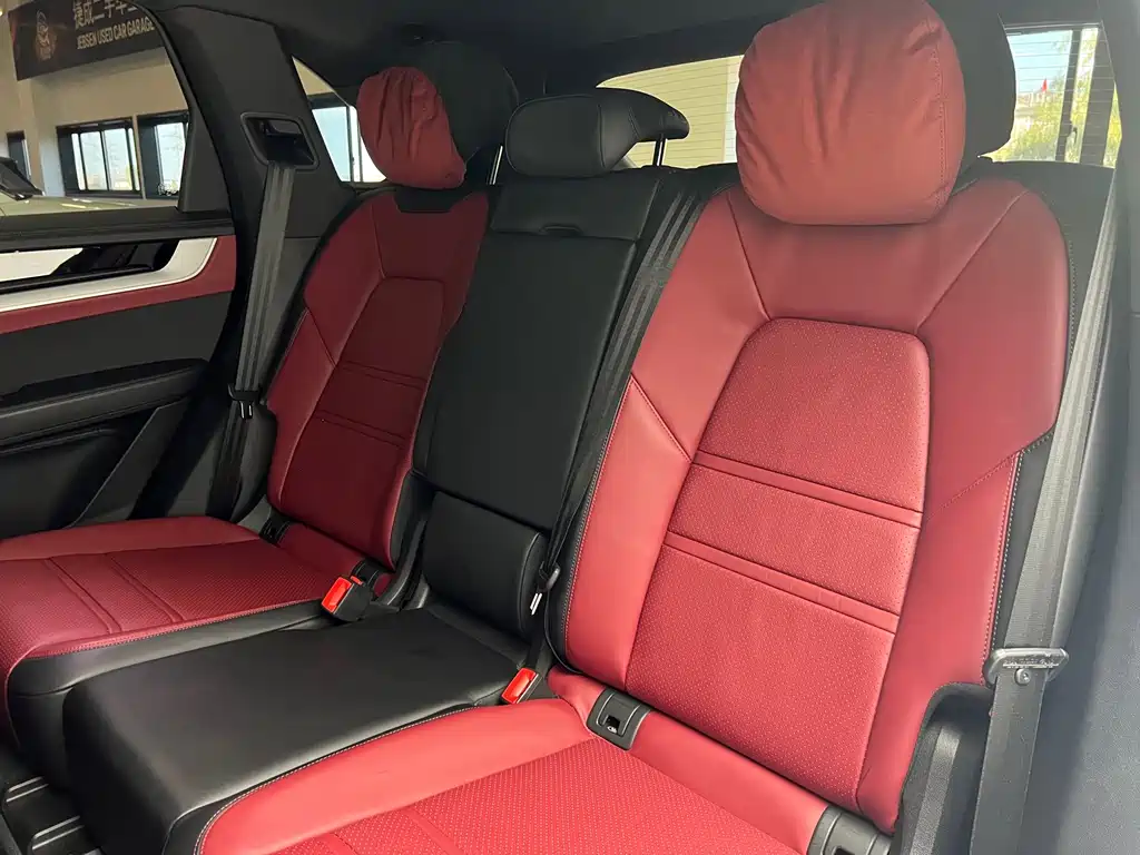 Porsche Cayenne — миниатюра 16