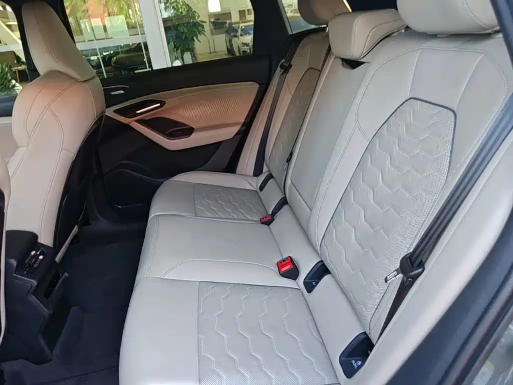 Audi AudiQ6L e-tron — миниатюра 17