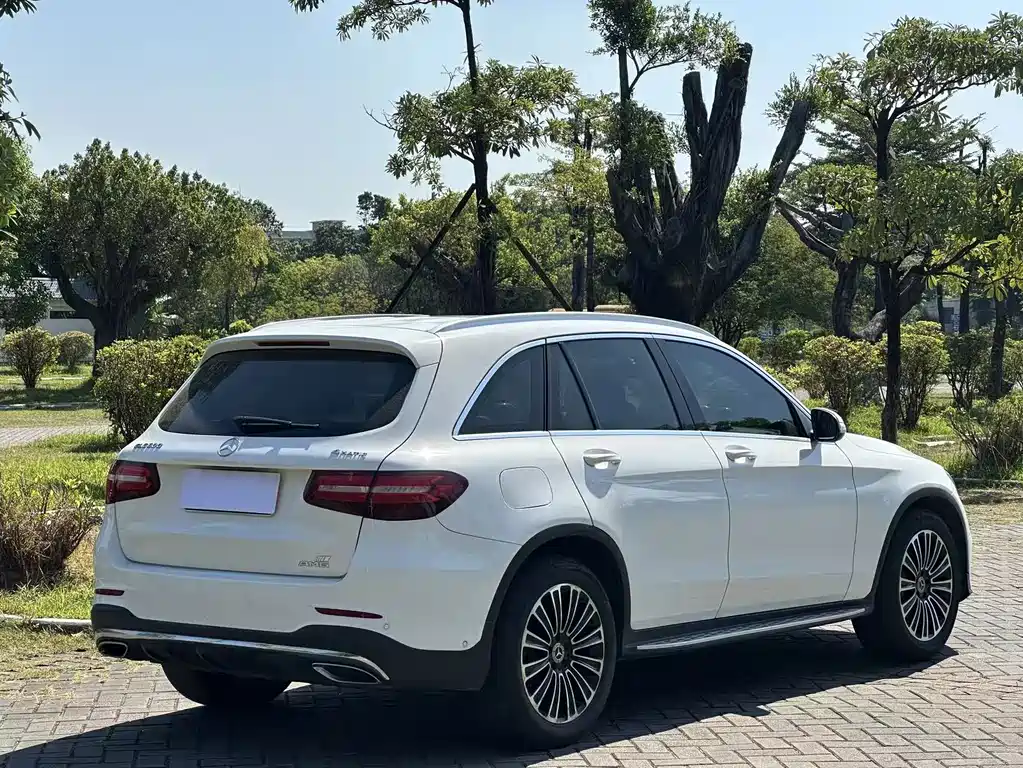 Mercedes-Benz GLC — миниатюра 9