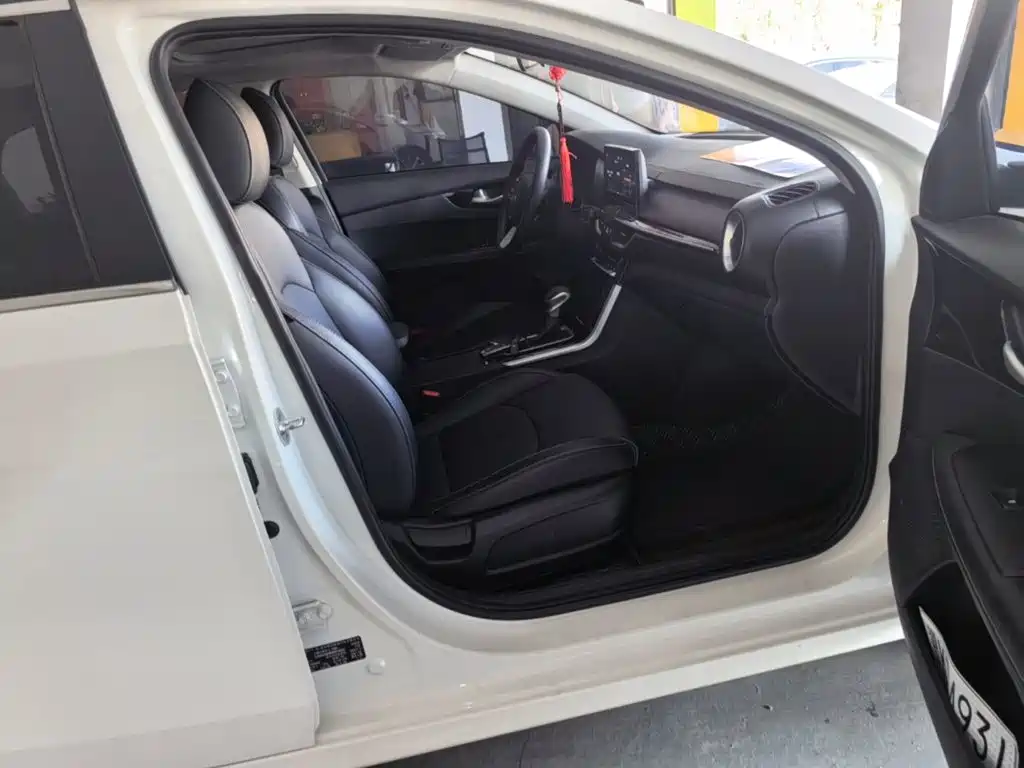 Kia K3 — миниатюра 25