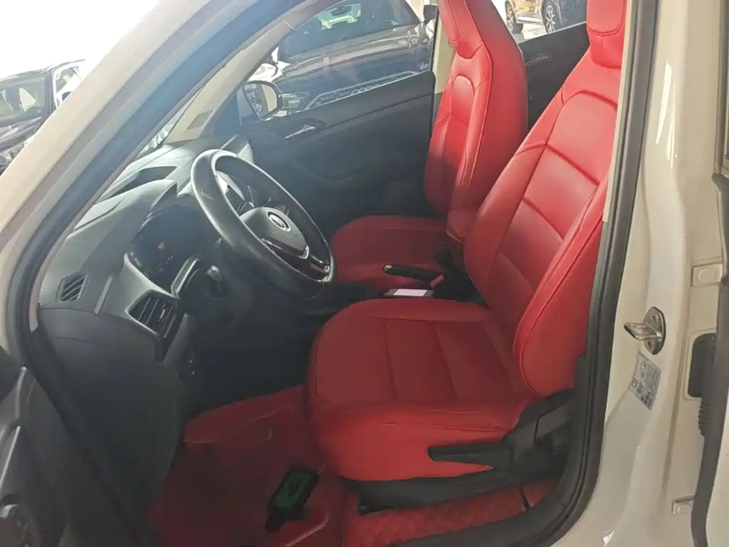 Volkswagen T-Cross — миниатюра 15