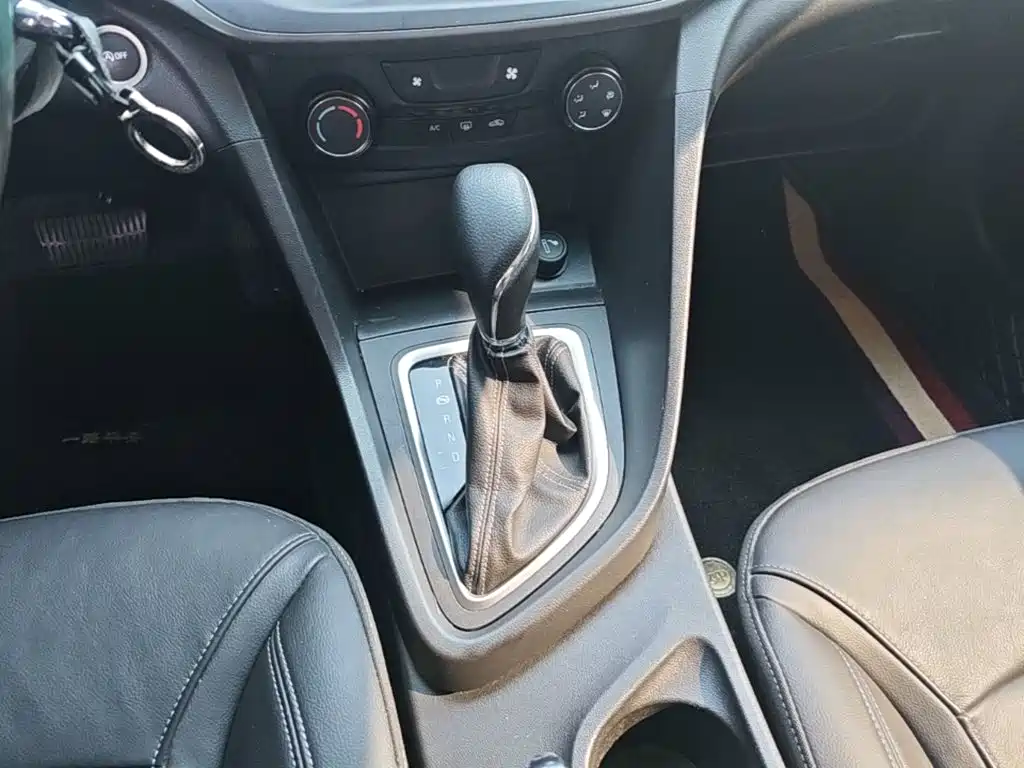 Buick Excelle — миниатюра 14