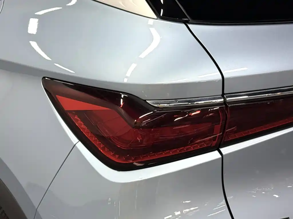 BYD Yuan Plus — миниатюра 11