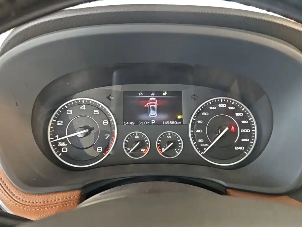Borgward BX7 — миниатюра 12