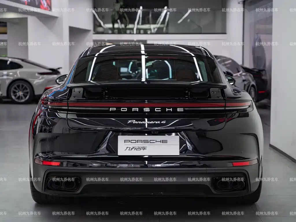 Porsche Panamera — миниатюра 6