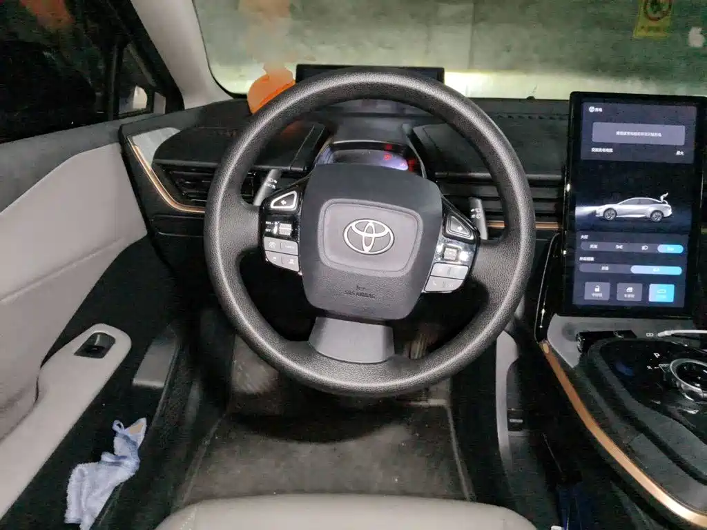 Toyota bZ3 — миниатюра 6