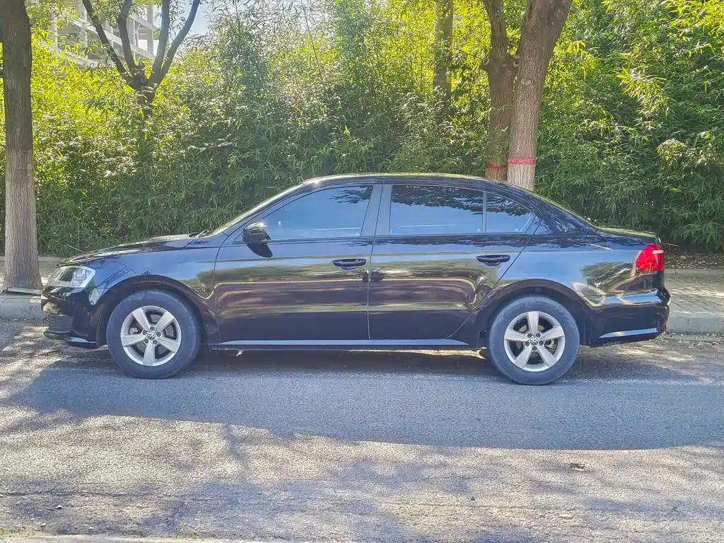 Volkswagen Lavida — миниатюра 12
