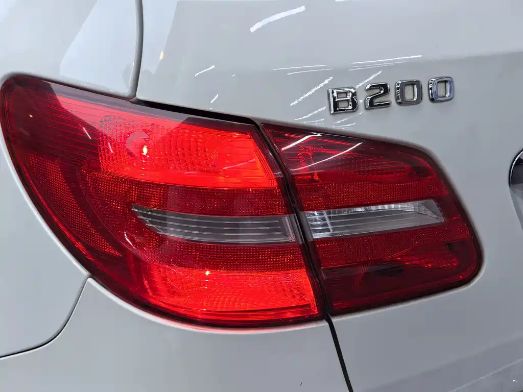 Mercedes-Benz B-Class — миниатюра 15