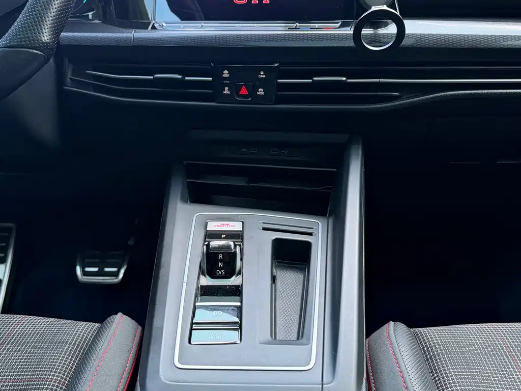 Volkswagen Golf GTI — миниатюра 17