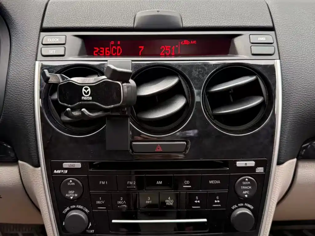 Mazda 6 — миниатюра 9
