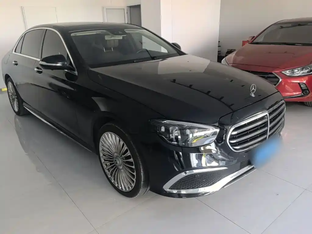 Mercedes-Benz E-Class — миниатюра 4