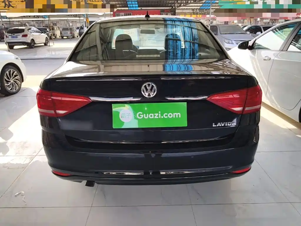 Volkswagen Lavida — миниатюра 6