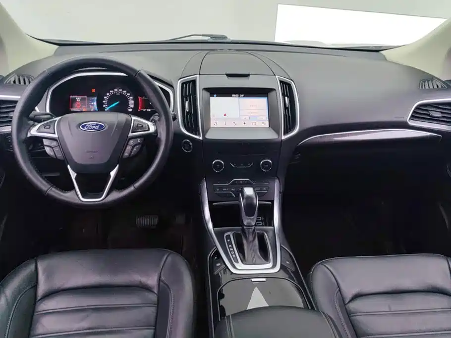 Ford Edge — миниатюра 12