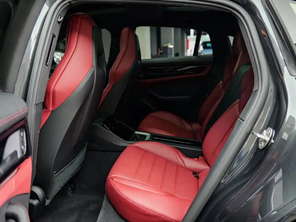 Porsche Panamera — миниатюра 13