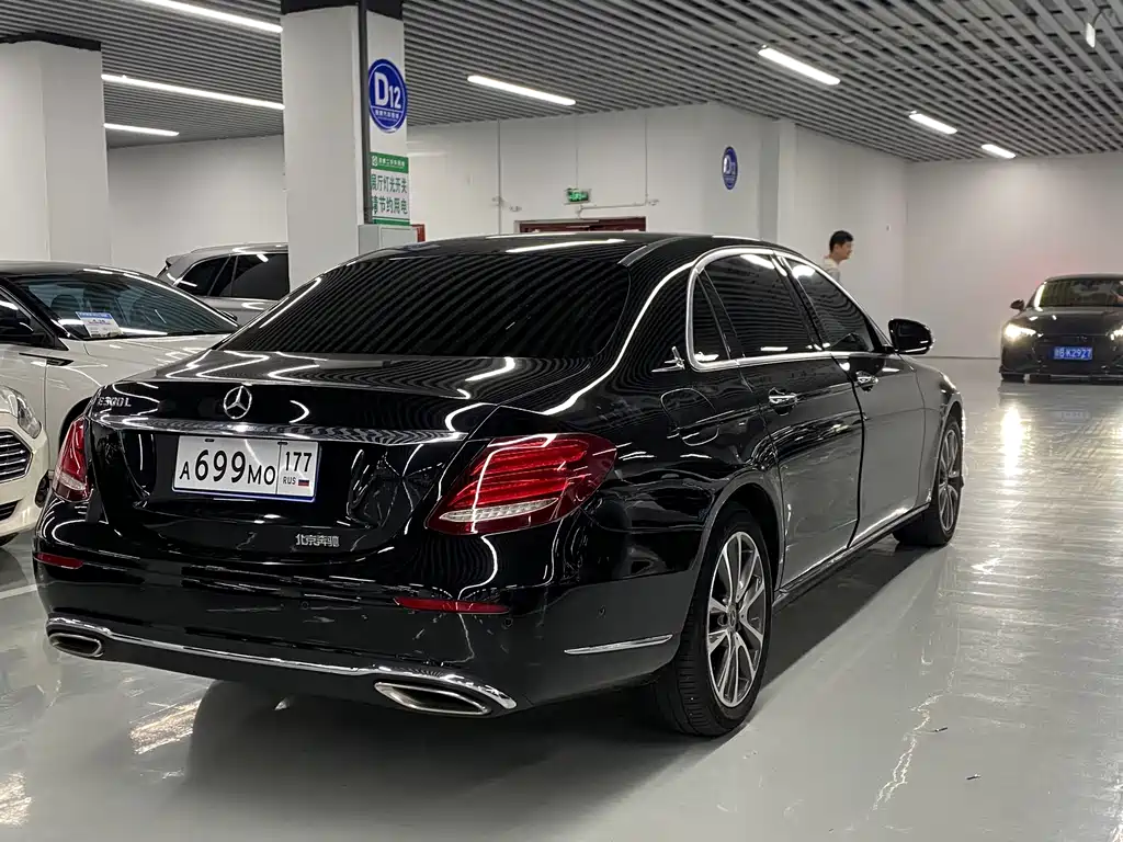 Mercedes-Benz E-Class — миниатюра 14
