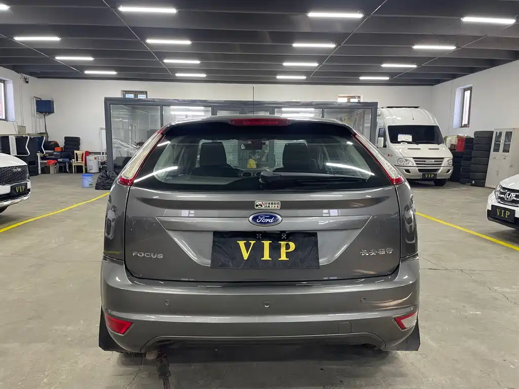 Ford Focus — миниатюра 5