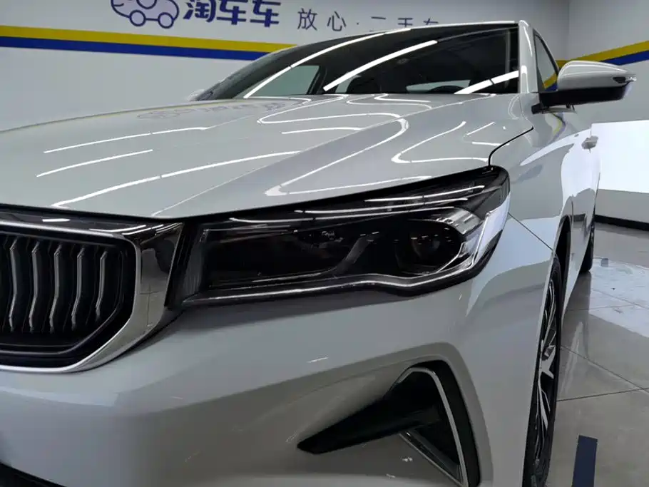 Geely Emgrand — миниатюра 5