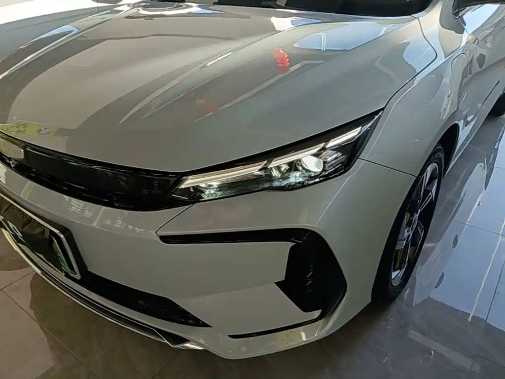 Geely L HiP — миниатюра 24