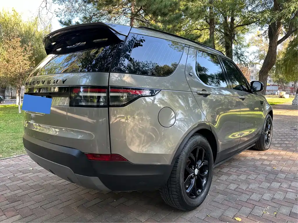 Land Rover Discovery — миниатюра 5