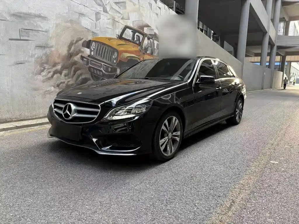 Mercedes-Benz E-Class — миниатюра 2