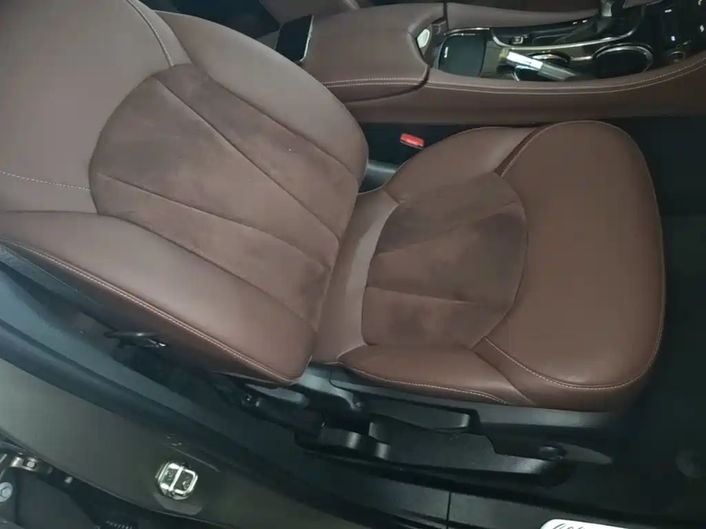 Buick Envision Plus — миниатюра 25
