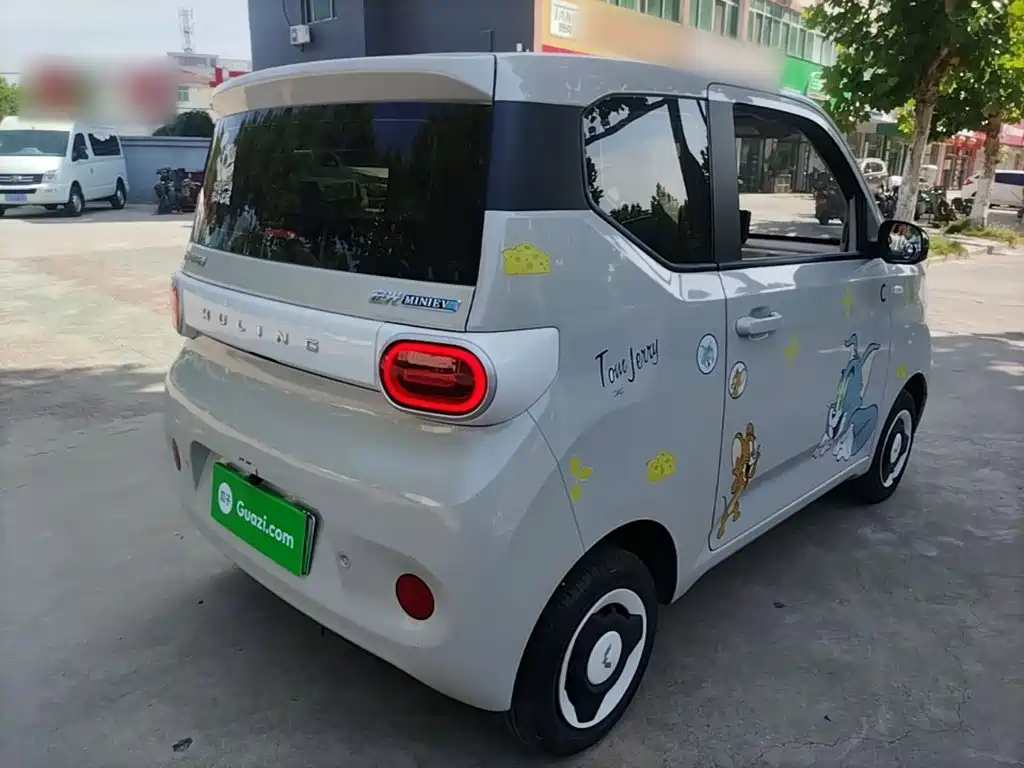 Wuling MINIEV — миниатюра 7