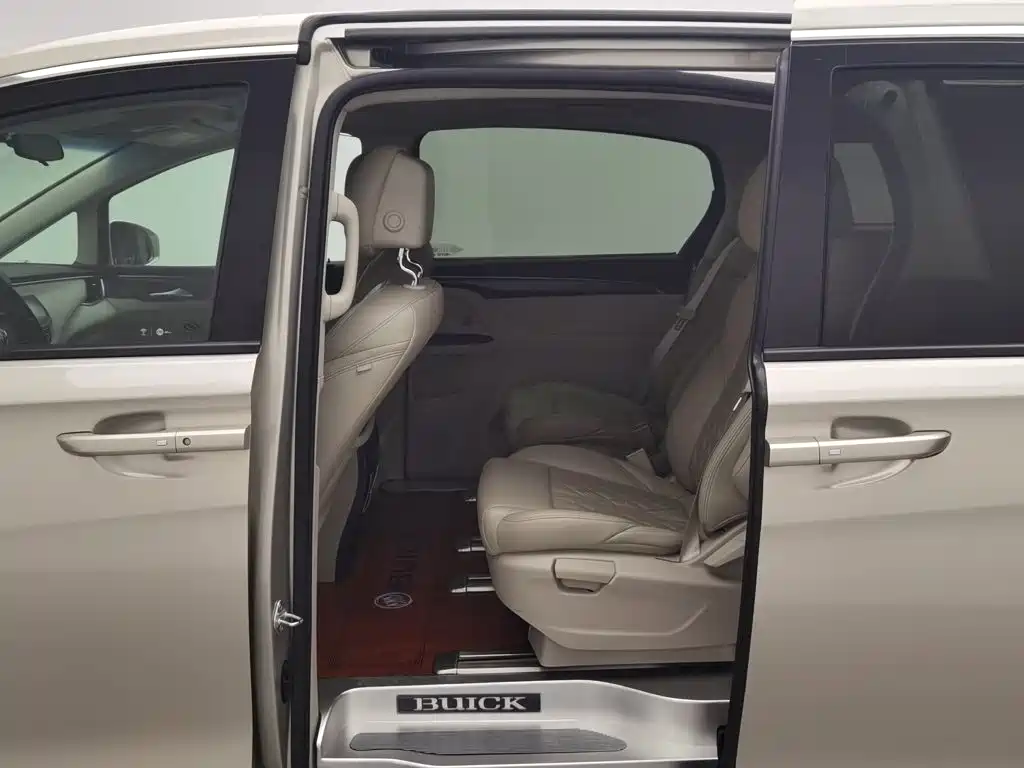 Buick GL8 — миниатюра 15