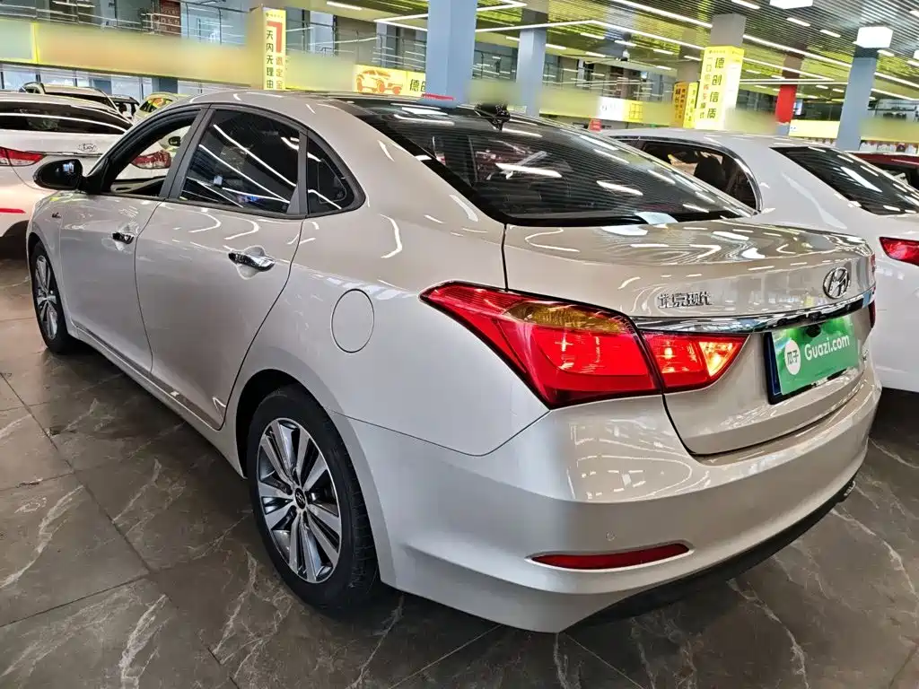 Hyundai Mistra — миниатюра 23