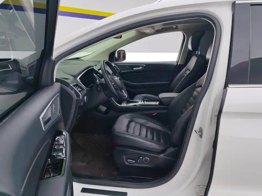 Ford Edge — миниатюра 9