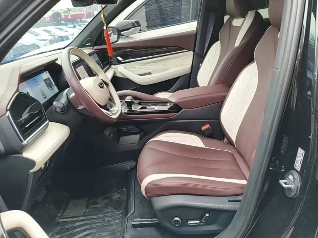 Geely Xingyue L — миниатюра 15