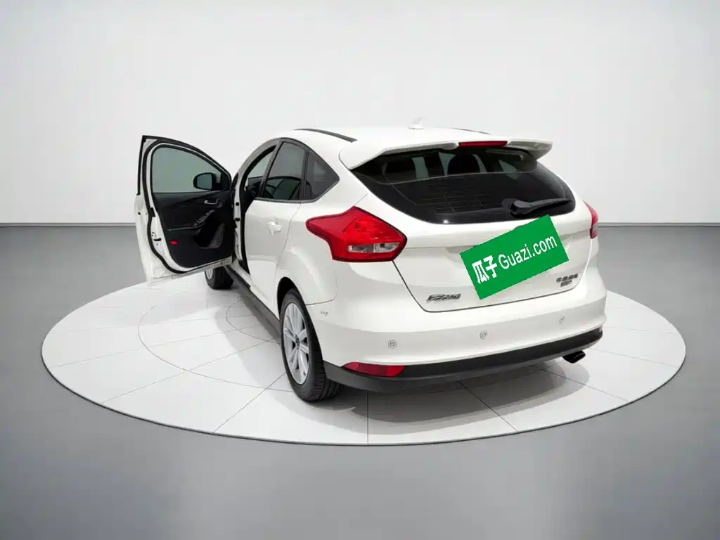 Ford Focus — миниатюра 4