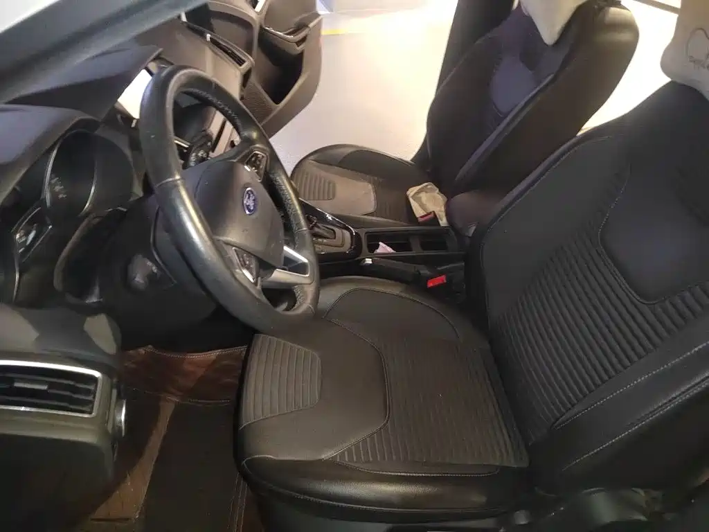 Ford Focus — миниатюра 16