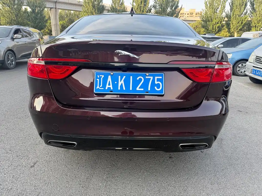 Jaguar XFL — миниатюра 10