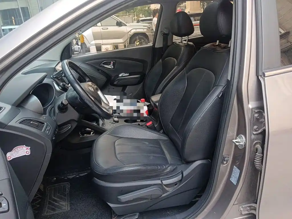 Hyundai ix35 — миниатюра 8