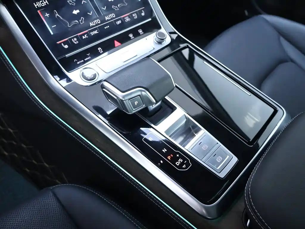 Audi Q7 — фотографии объявления, Фото 12