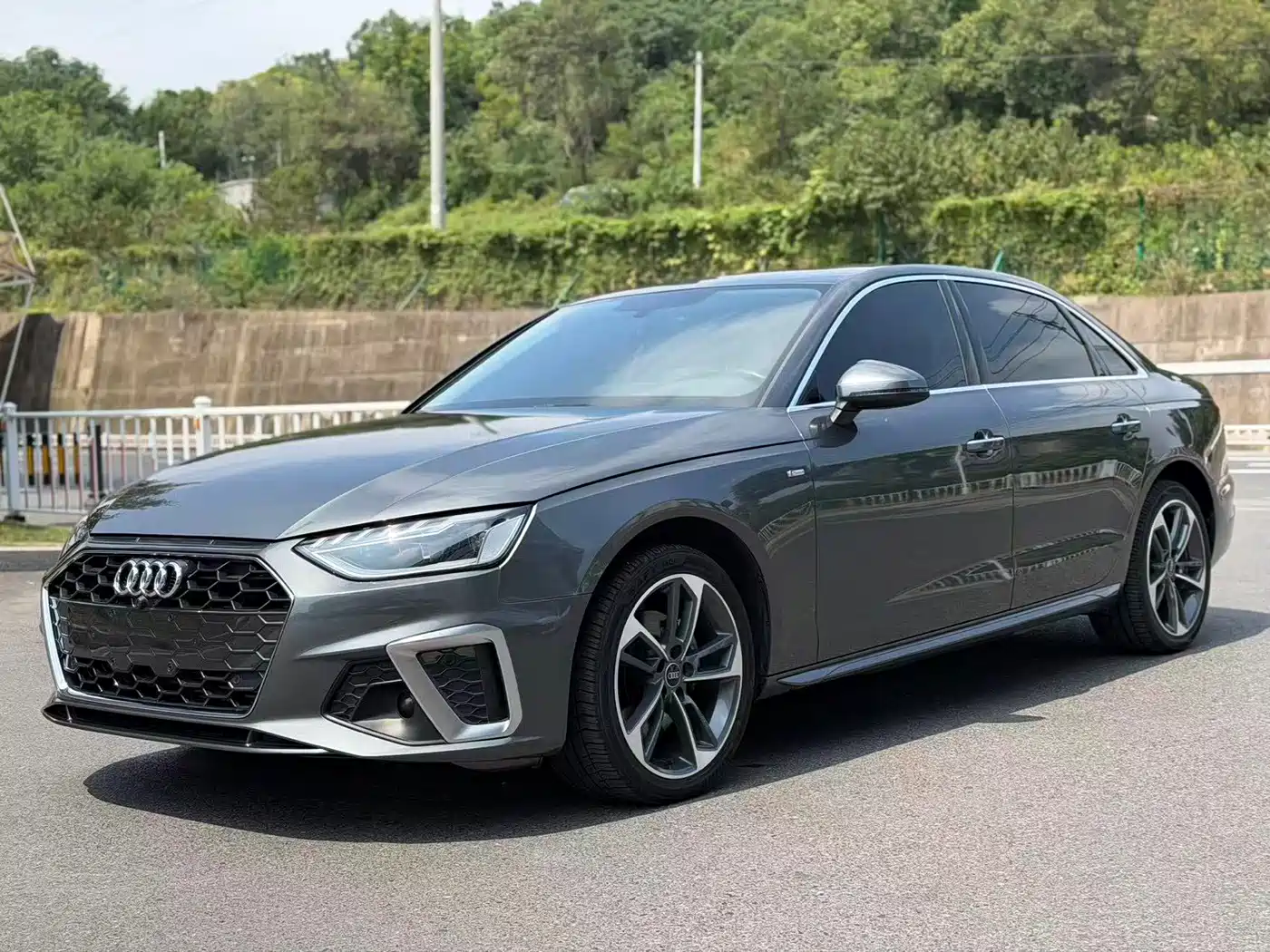奥迪A4L 2022款 40 TFSI 时尚动感型 2022