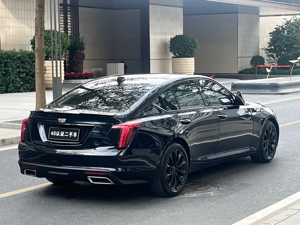 CADILLAC CT5