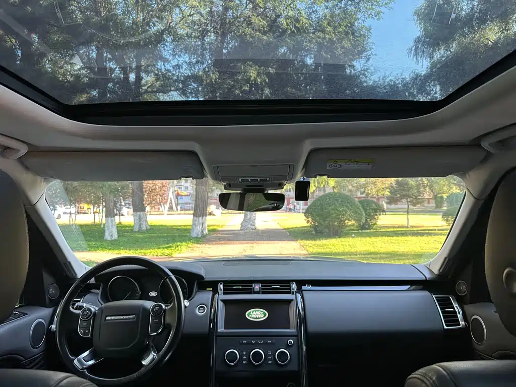 Land Rover Discovery — миниатюра 27