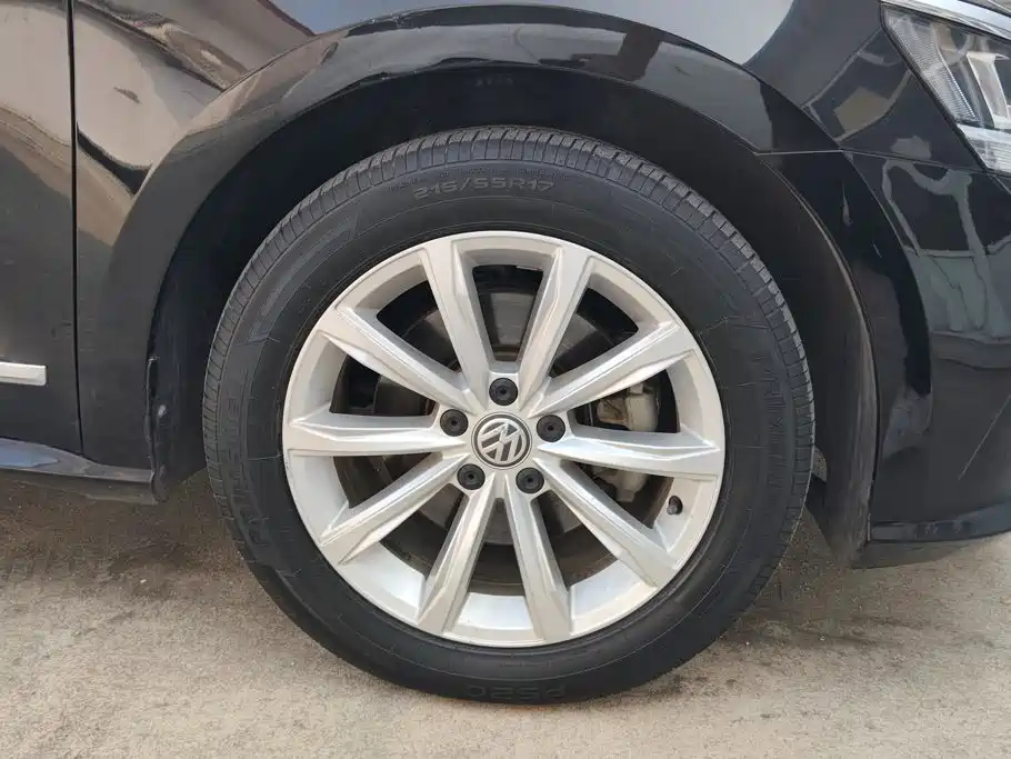 Volkswagen Passat — миниатюра 6