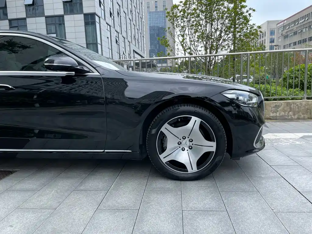 Mercedes-Benz S-Class — миниатюра 24