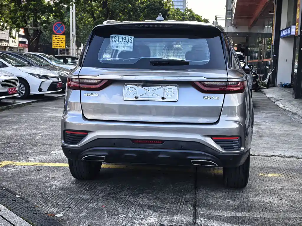 Geely Vision X6 — миниатюра 6