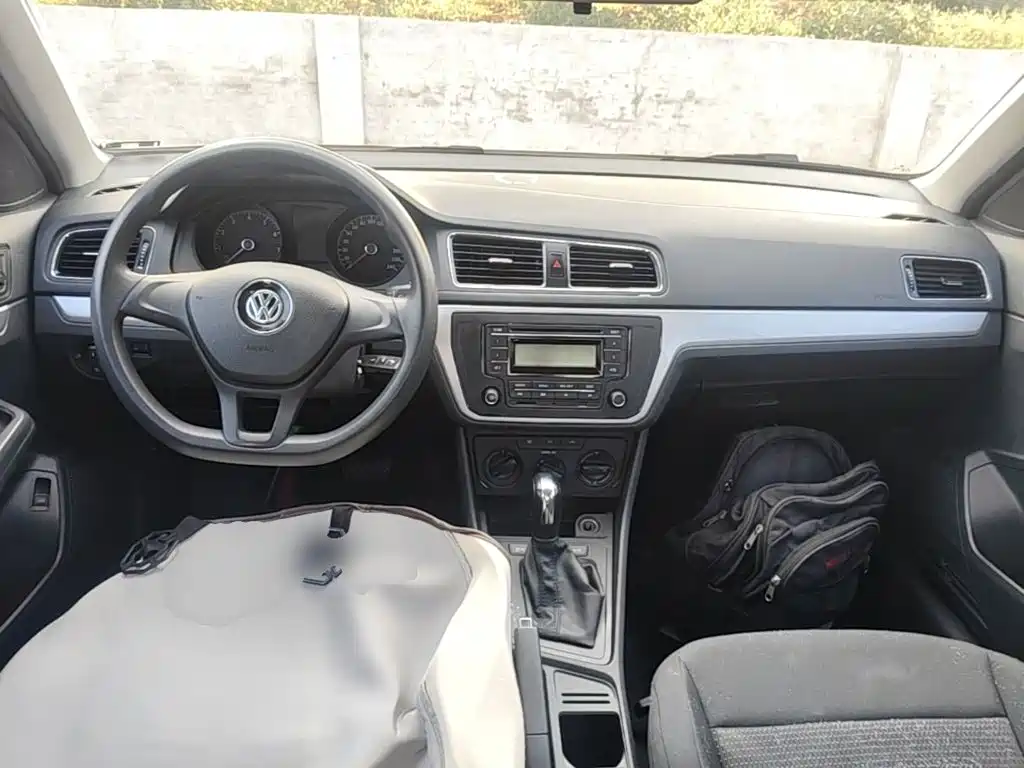 Volkswagen Lavida — миниатюра 10
