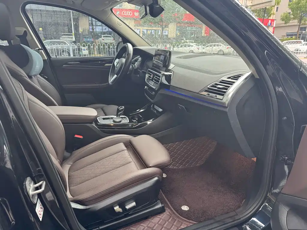 BMW X3 — миниатюра 2